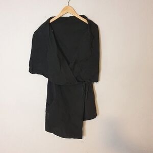 Bryan Walker Wrap Tunic Black Vest In Size M
